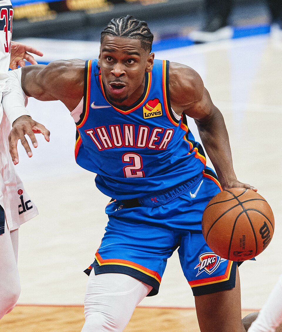 Shai_Gilgeous-Alexander_(51815871018)_(cropped)